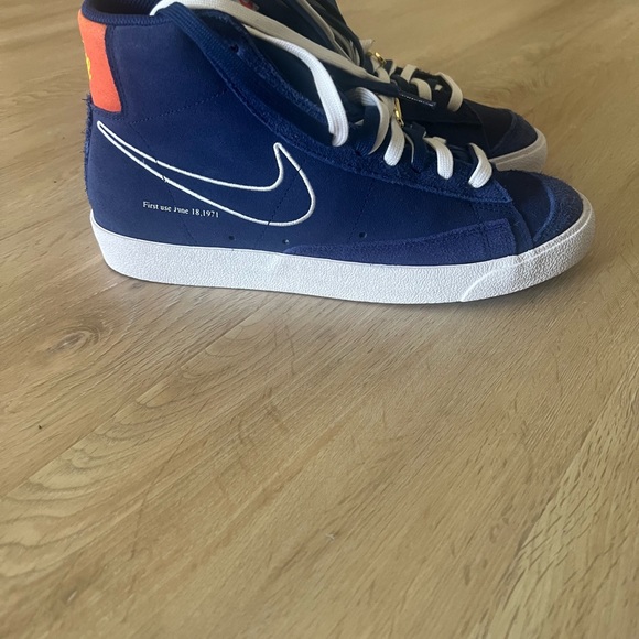 Nike Mid Blazers ‘77 Use Deep Royal Blue - Picture 6 of 6